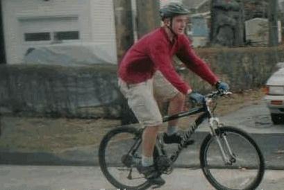 tombike.jpg